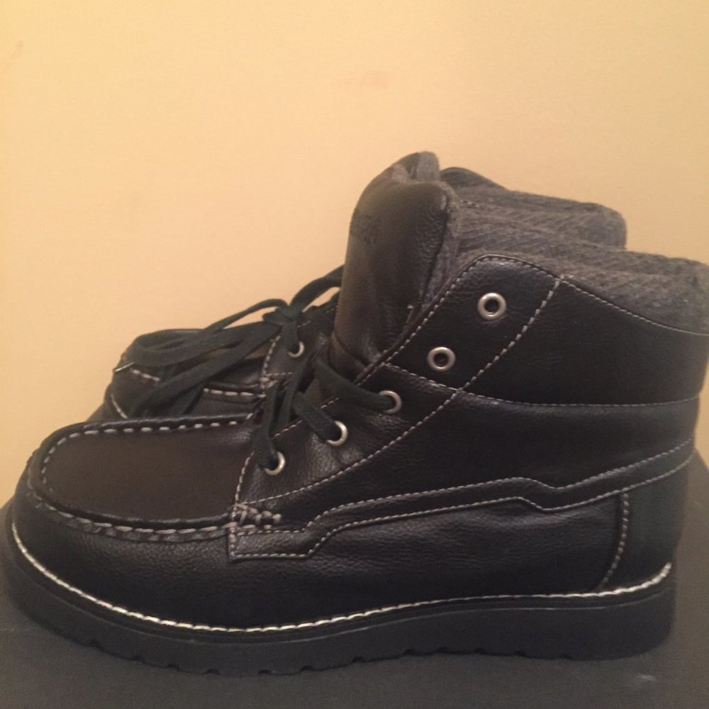 Kenneth Cole Reaction Take Square Black Ankle Boot